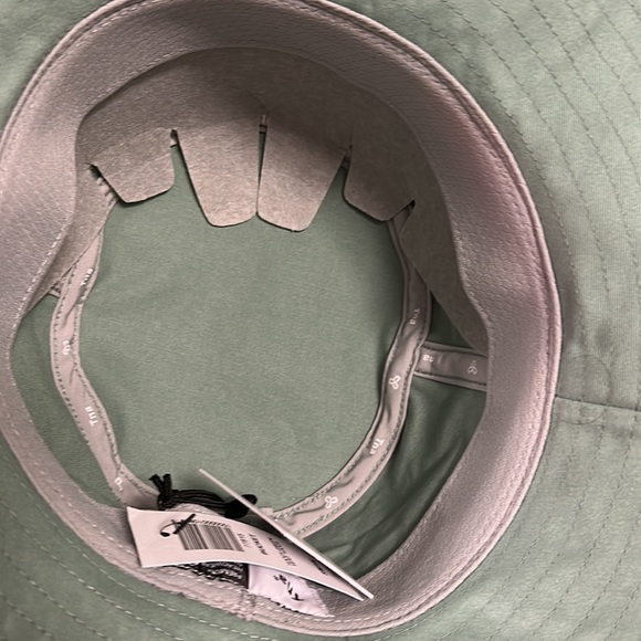 NWT Aritzia bucket hat Yucca Green Small/Medium - Picture 3 of 4